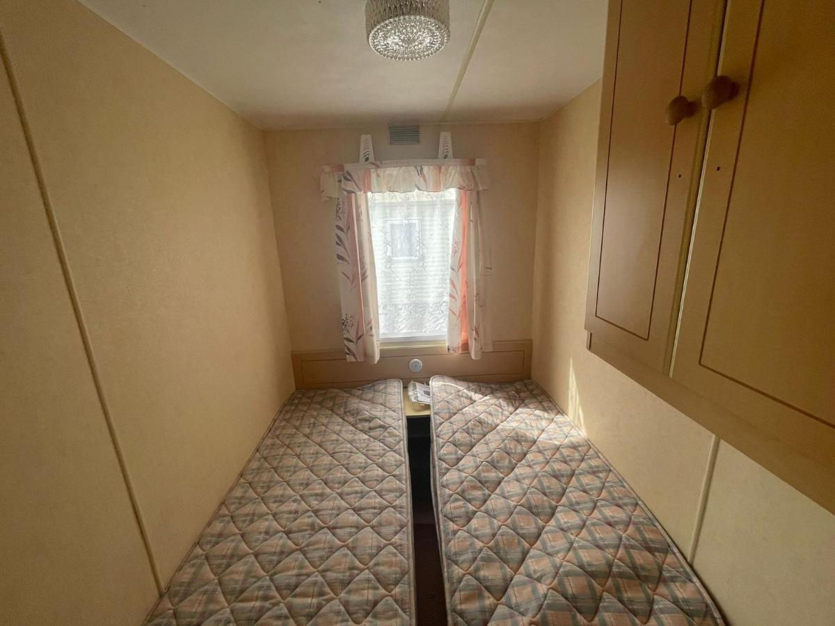 Apartment A13 The Chase 8 Berth Caravan